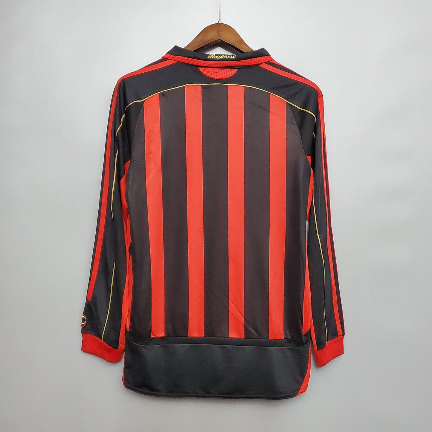 Camisa Retrô Milan 2006/07 I Manga Longa