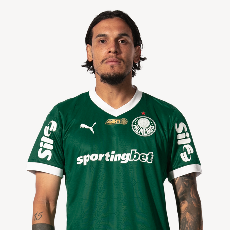 GUSTAVO G.
