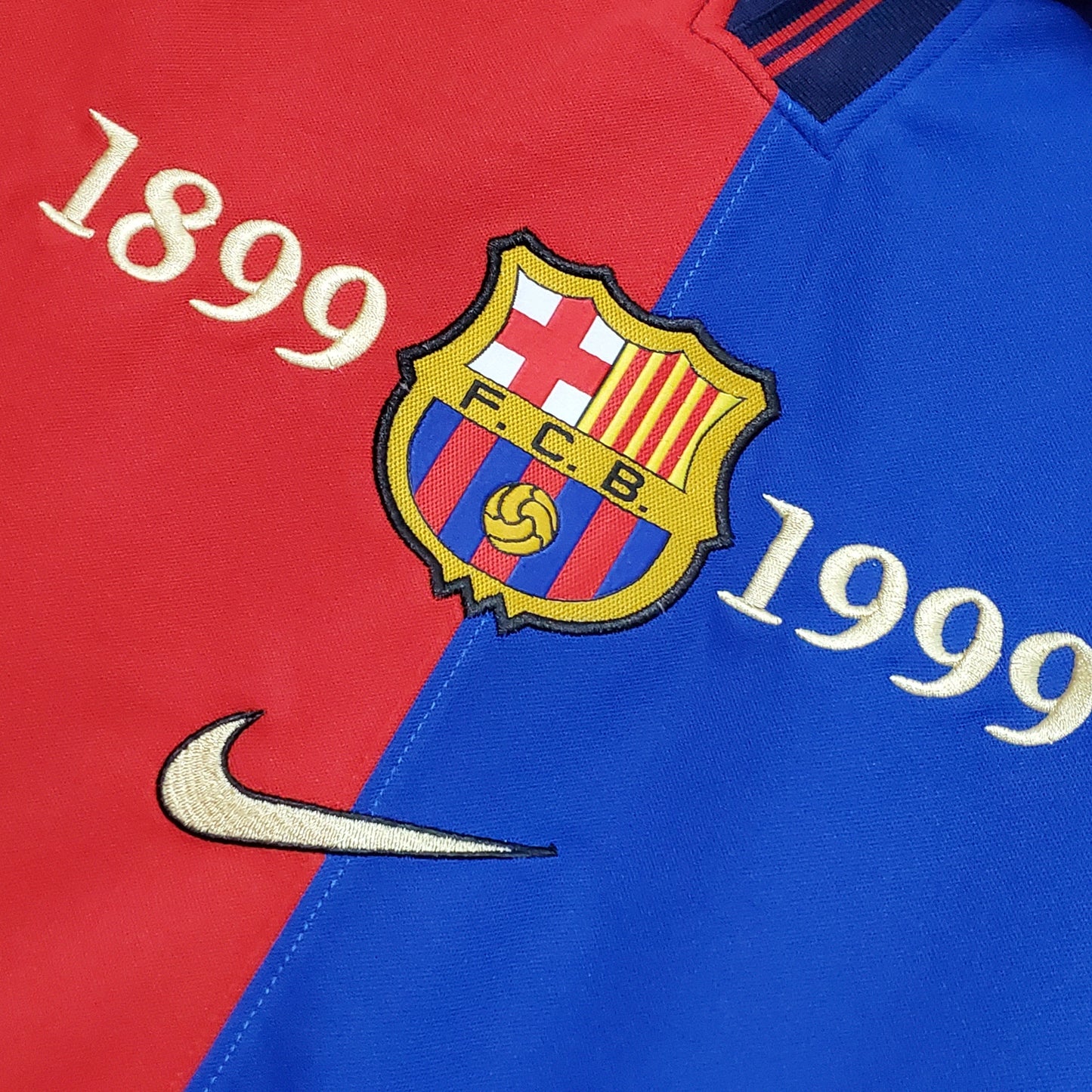Camisa Retrô Barcelona Edição Comemorativa 100 Anos
