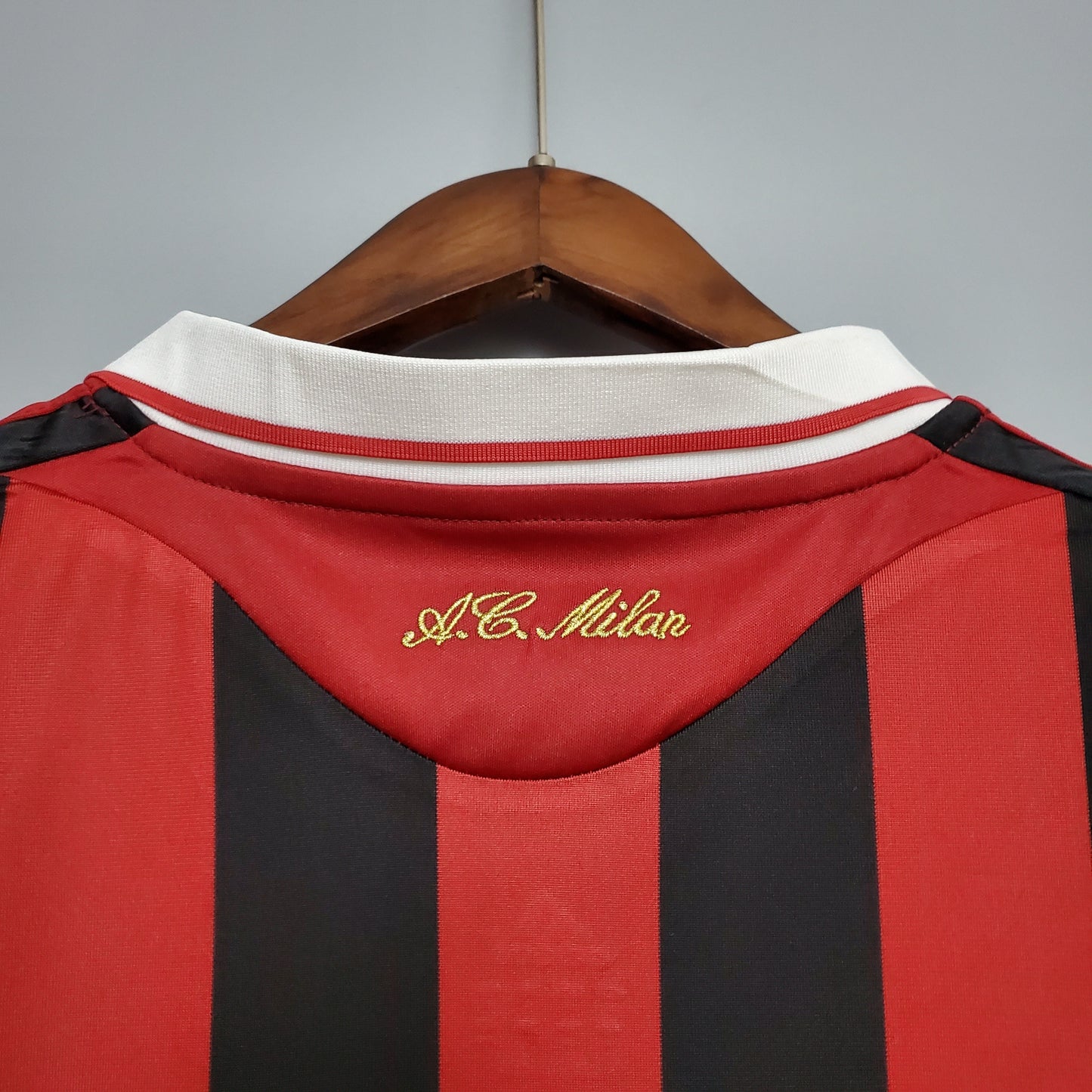 Camisa Retrô Milan 2009/10 I