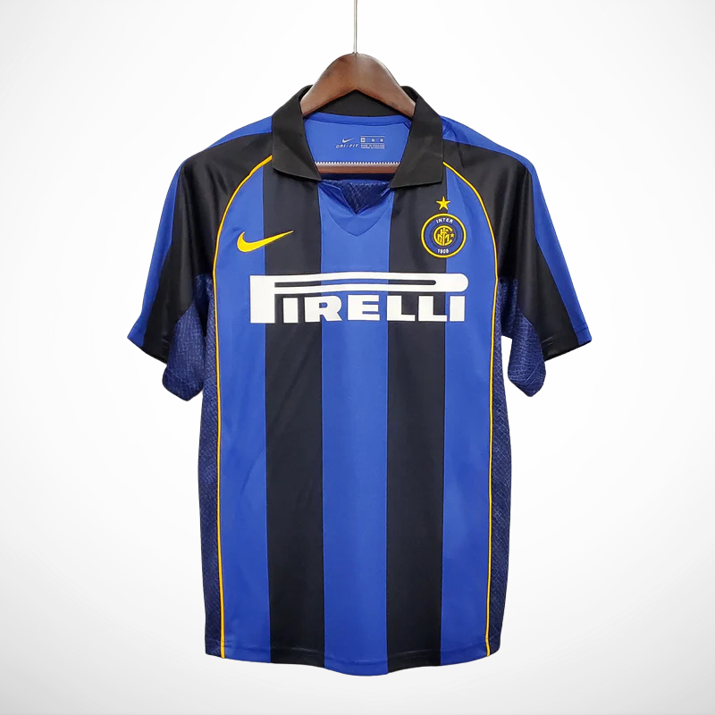 Camisa Retrô Inter de Milão 2001/02 I