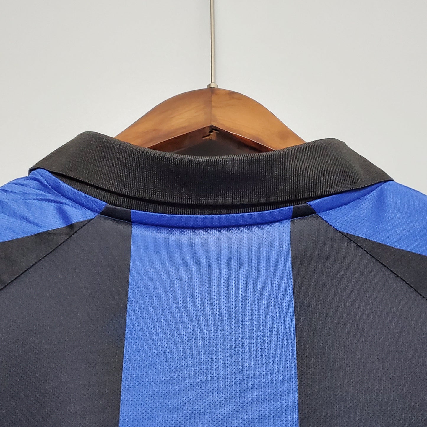 Camisa Retrô Inter de Milão 2001/02 I