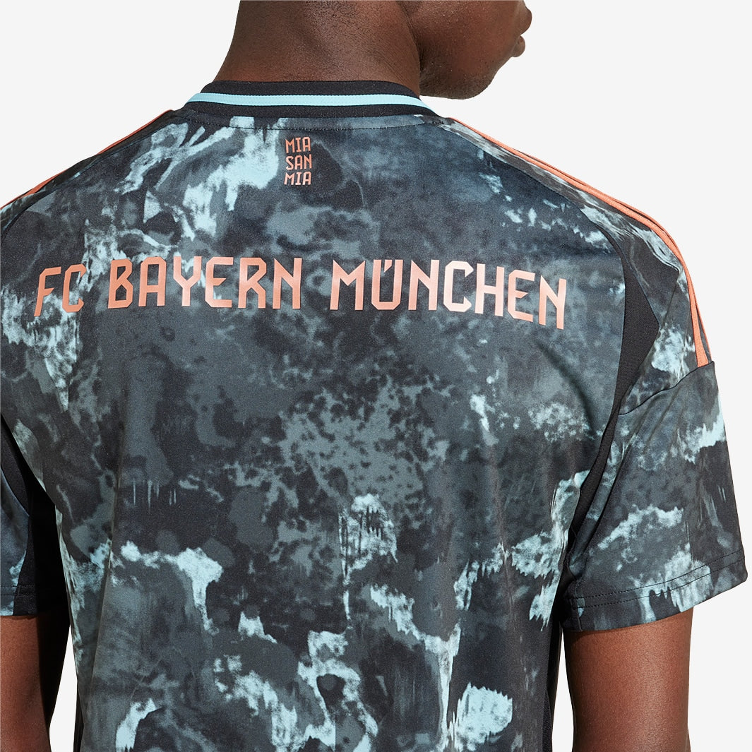 Camisa Adidas Bayern de Munique 2024/25 II Torcedor
