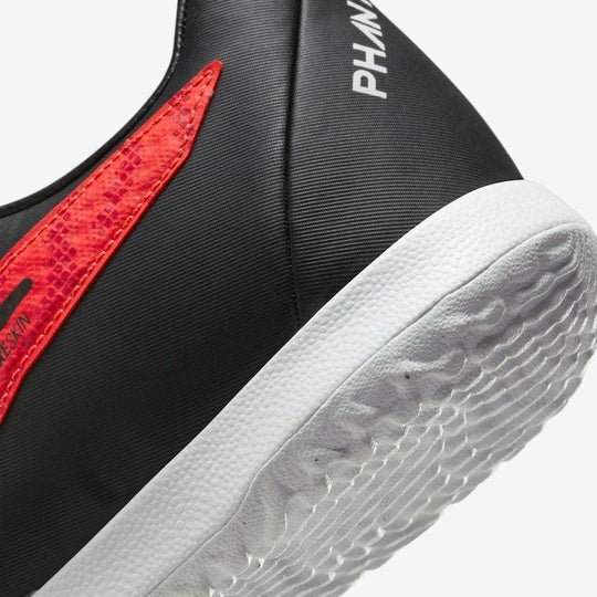 Chuteira Nike Phantom GX Academy Futsal