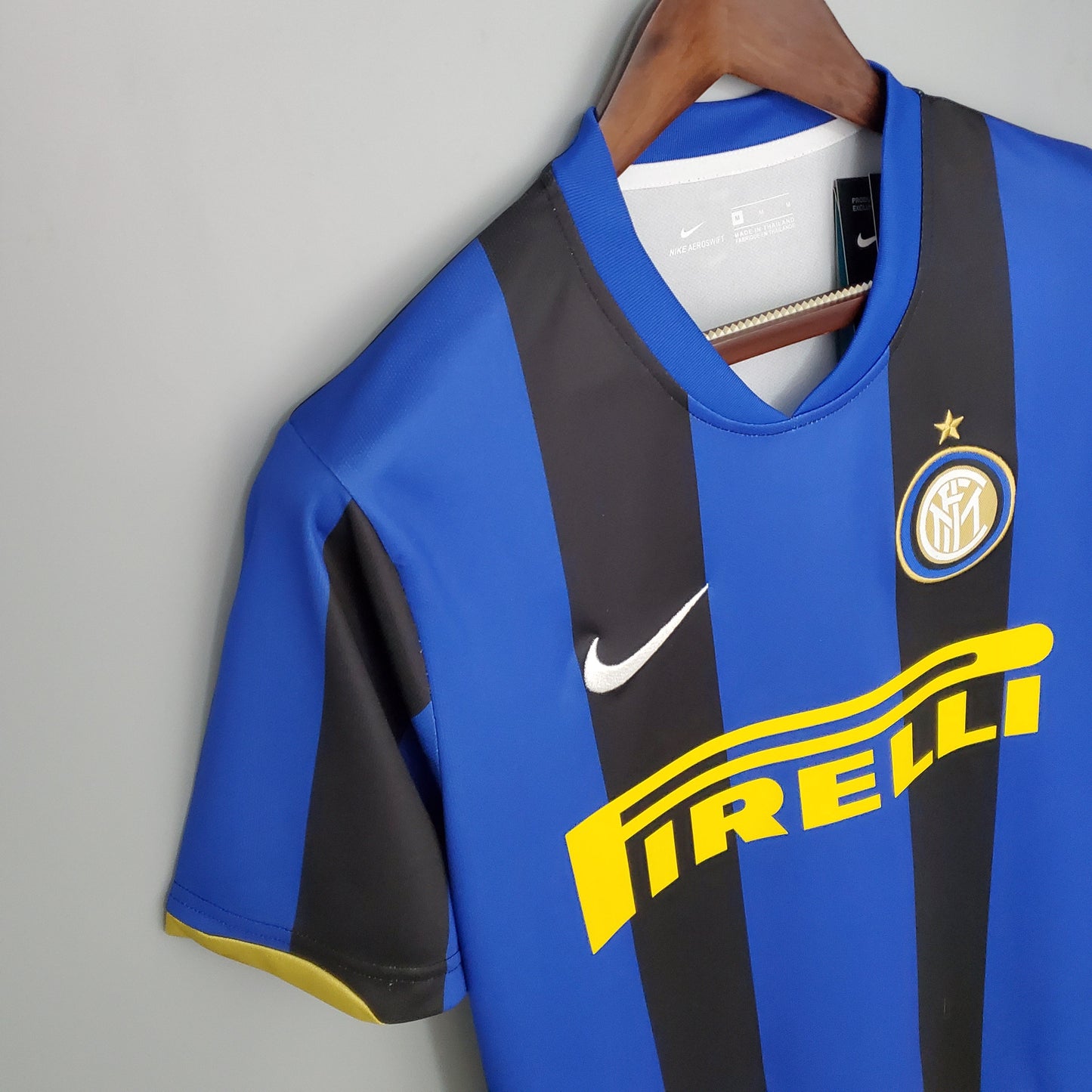 Camisa Retrô Inter de Milão 2008/09 I