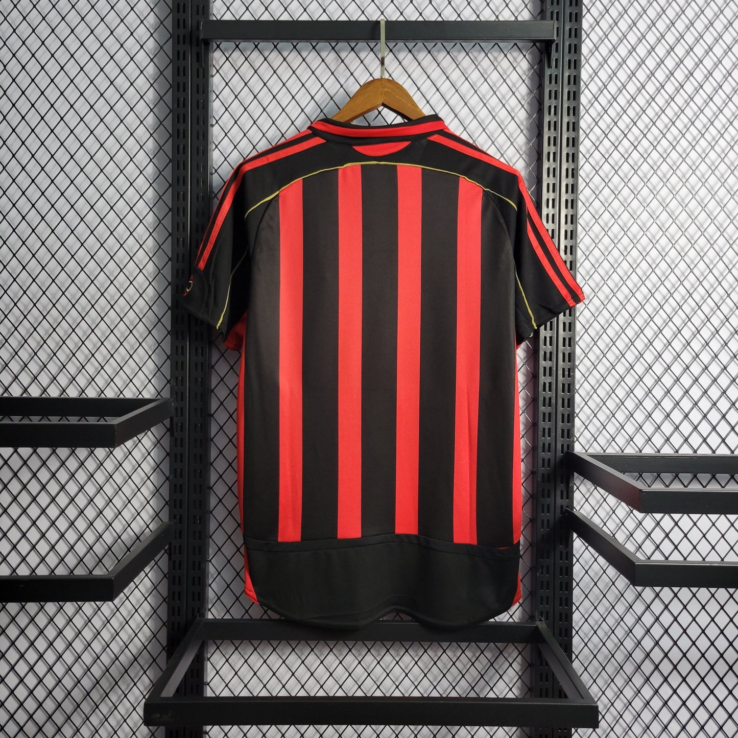 Camisa Retrô Milan 2006/07 I
