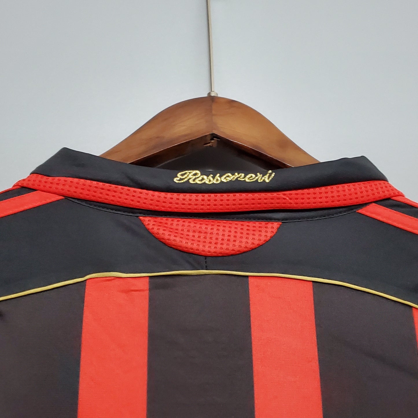 Camisa Retrô Milan 2006/07 I Manga Longa