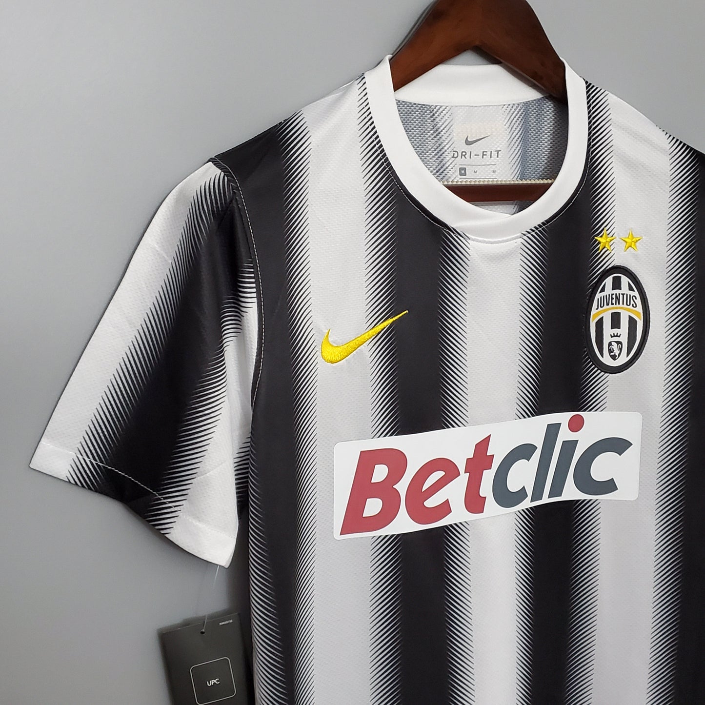 Camisa Retrô Juventus 2011/12 I